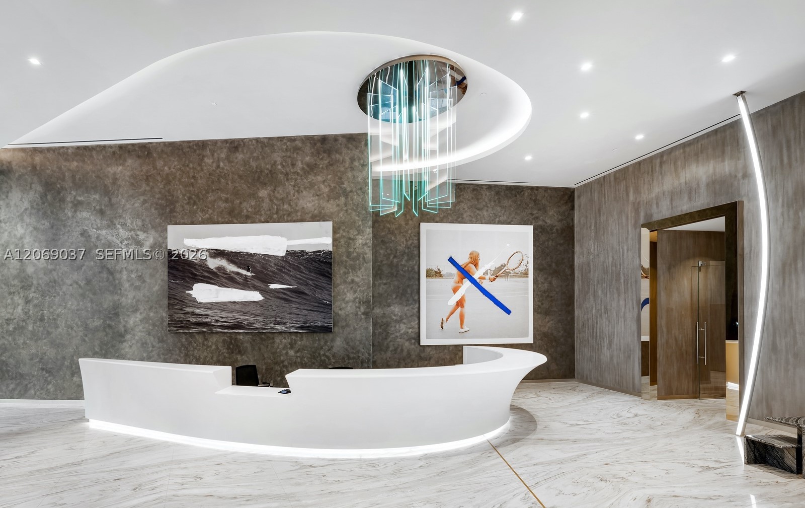 1000 Brickell Plz #4502, Miami FL 33131