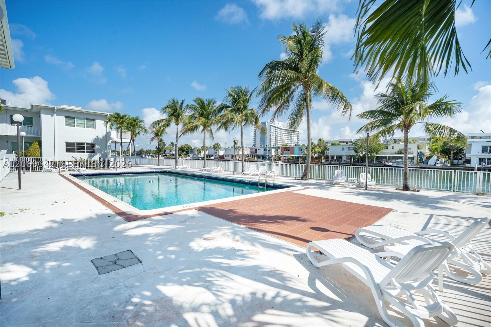 7207 Bay Dr #11, Miami Beach FL 33141