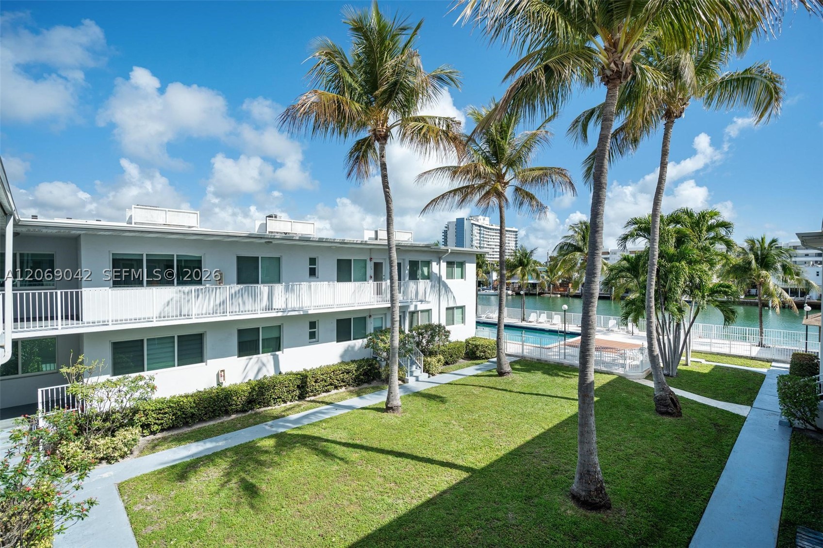 7207 Bay Dr #11, Miami Beach FL 33141