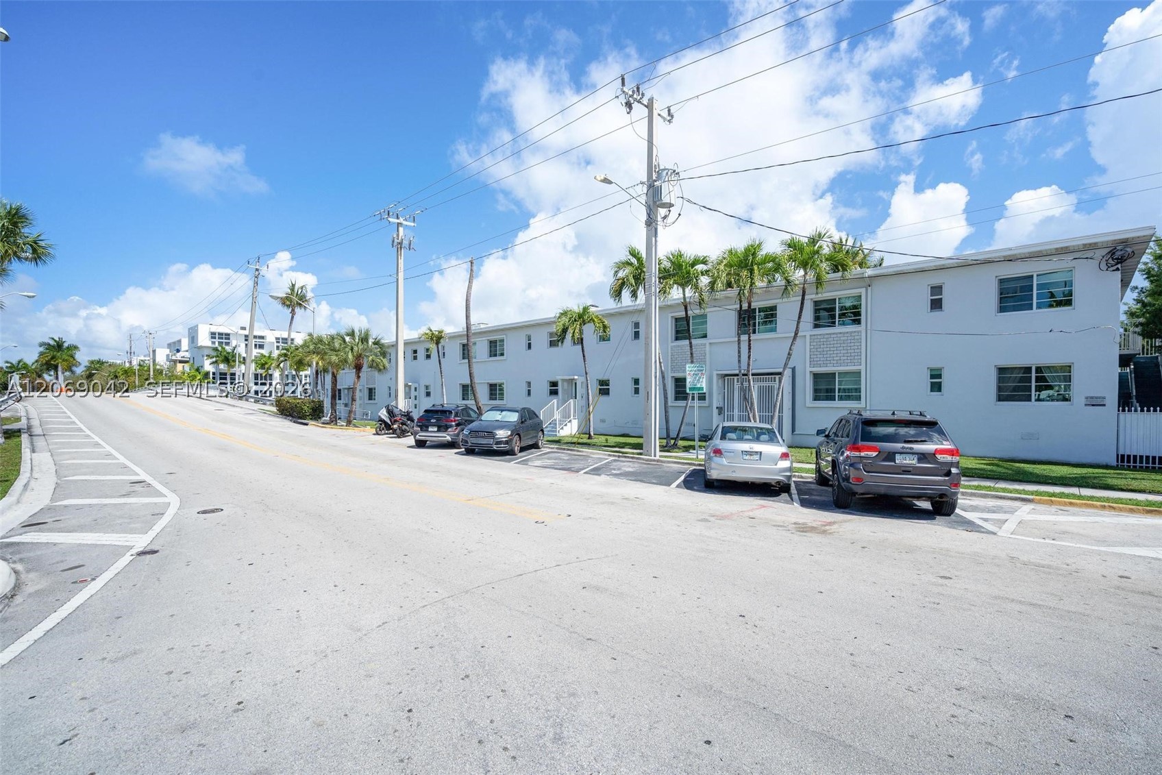 7207 Bay Dr #11, Miami Beach FL 33141
