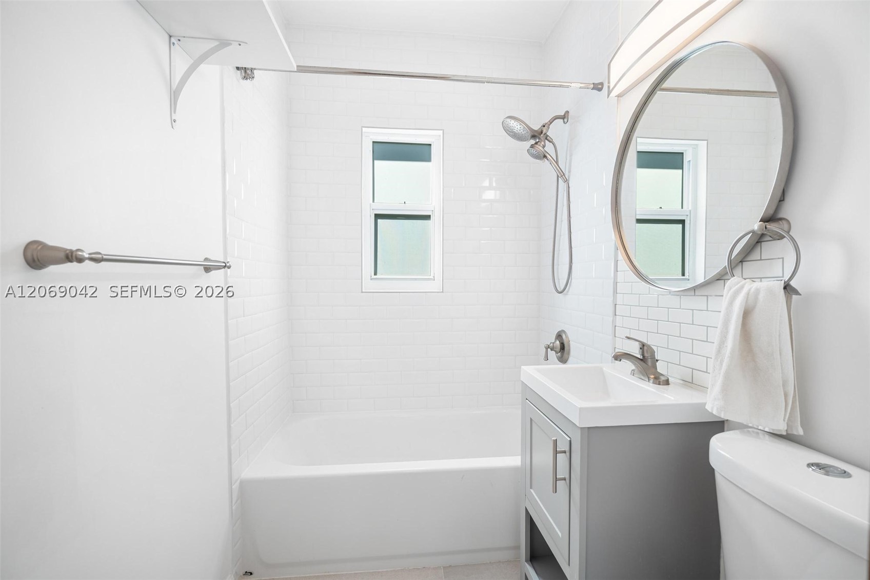 7207 Bay Dr #11, Miami Beach FL 33141