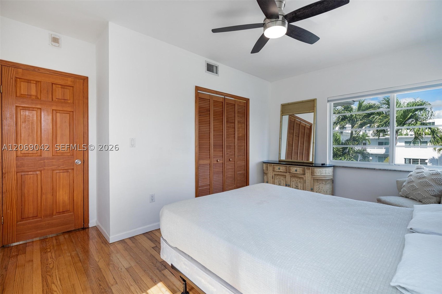 7207 Bay Dr #11, Miami Beach FL 33141