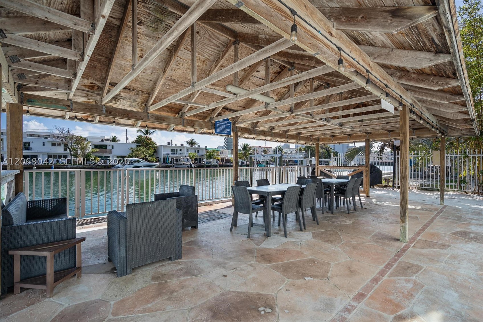 7207 Bay Dr #11, Miami Beach FL 33141