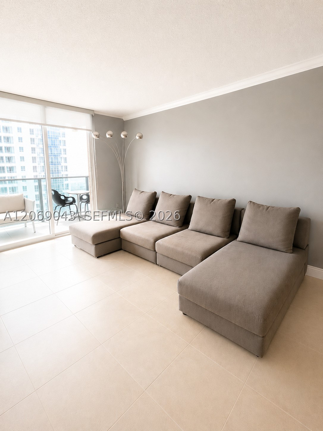 1155 Brickell Bay Dr #2504, Miami FL 33131