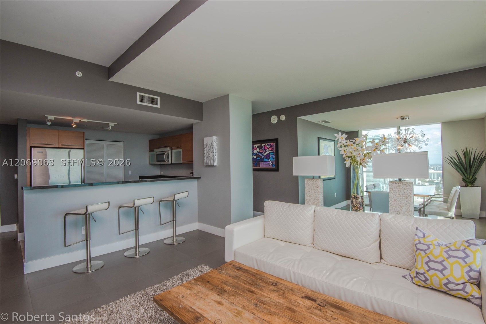 244 Biscayne Blvd #3902, Miami FL 33132