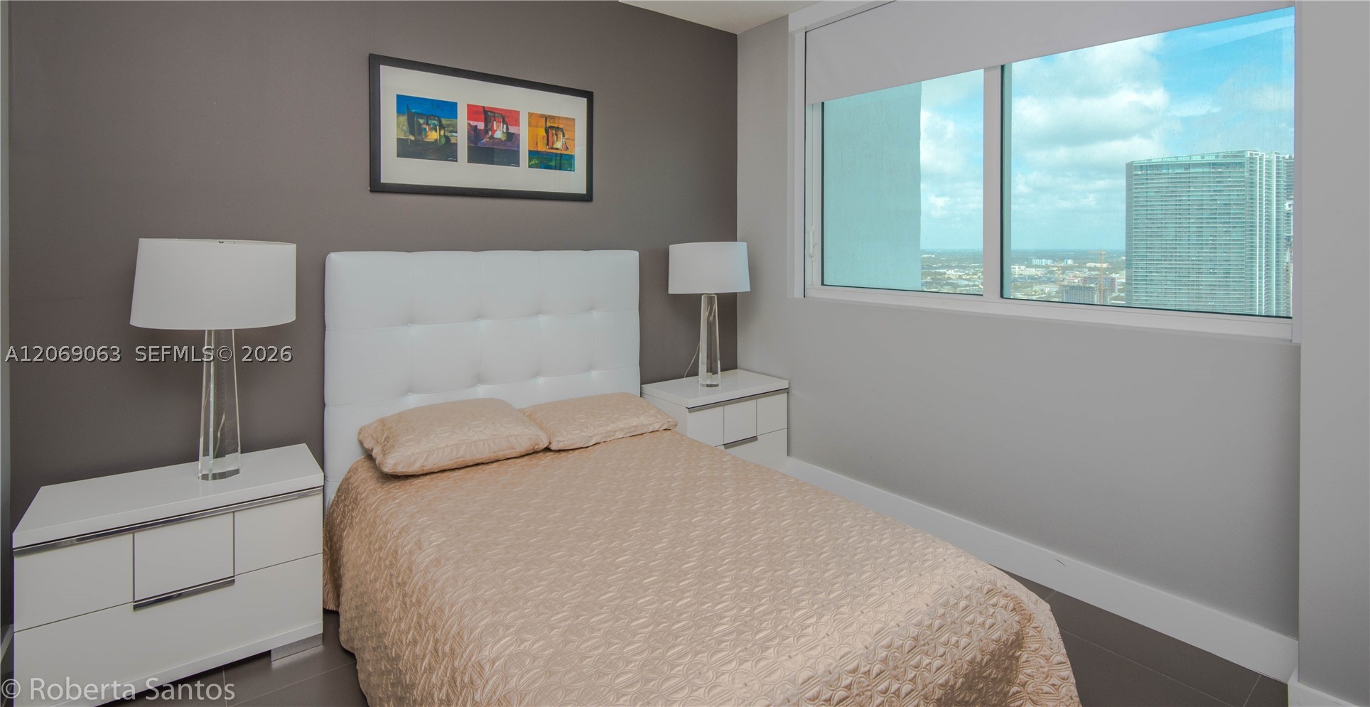 244 Biscayne Blvd #3902, Miami FL 33132