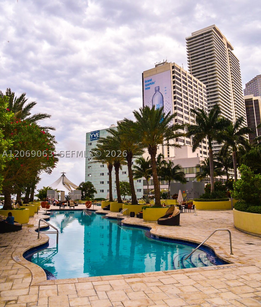 244 Biscayne Blvd #3902, Miami FL 33132