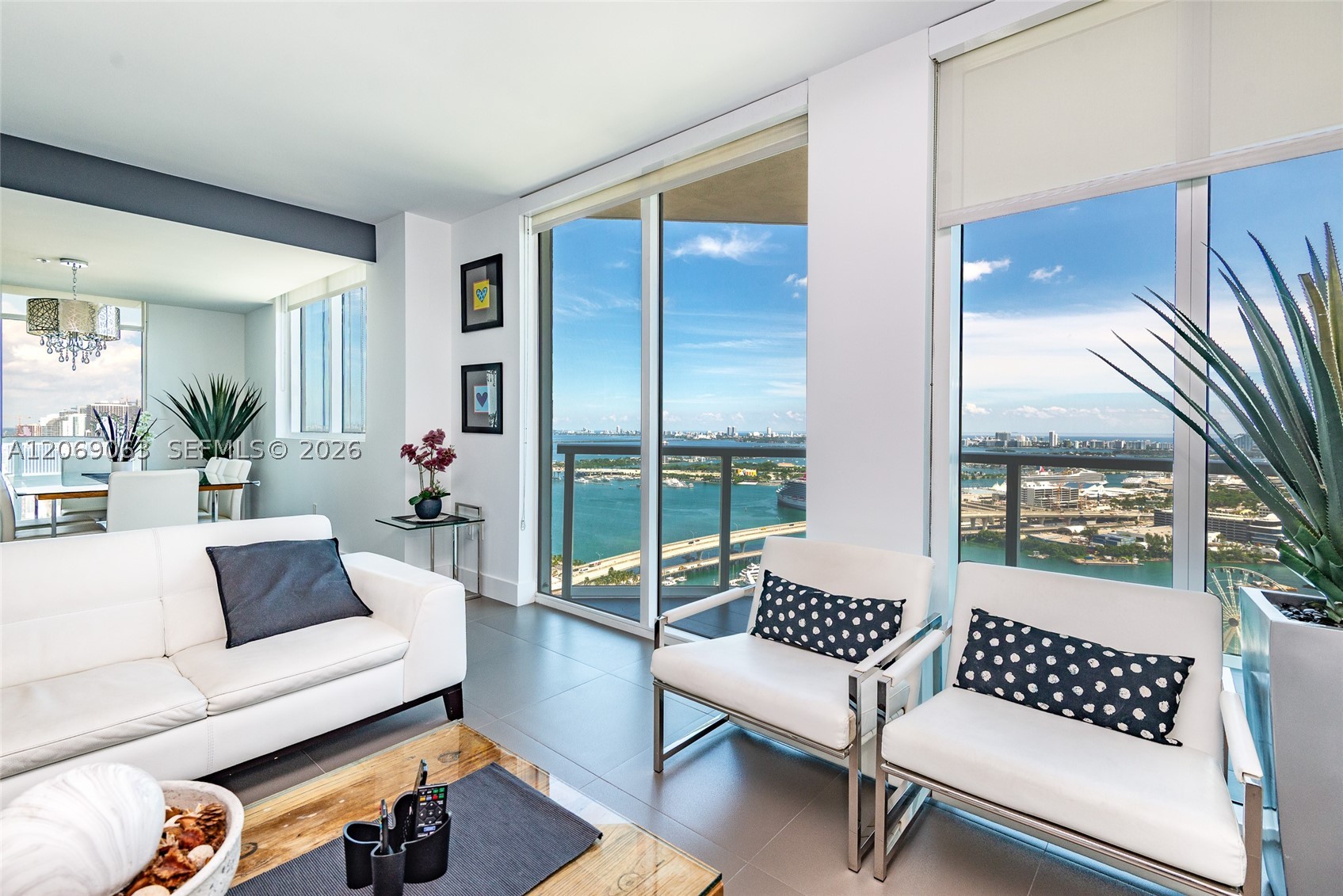 244 Biscayne Blvd #3902, Miami FL 33132