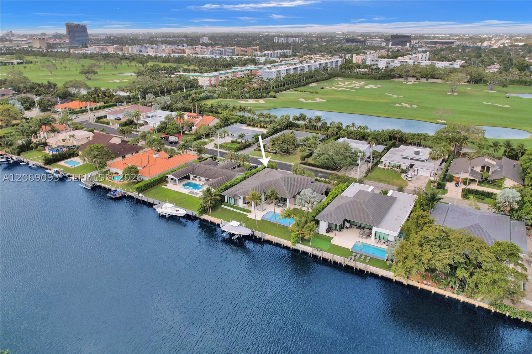1651 Diplomat Pkwy, Hallandale Beach FL 33009