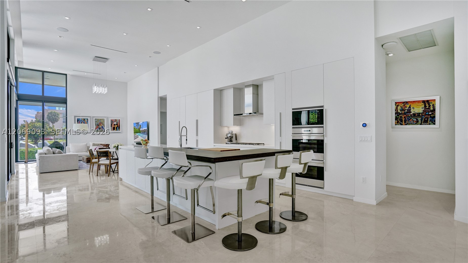 1651 Diplomat Pkwy, Hallandale Beach FL 33009