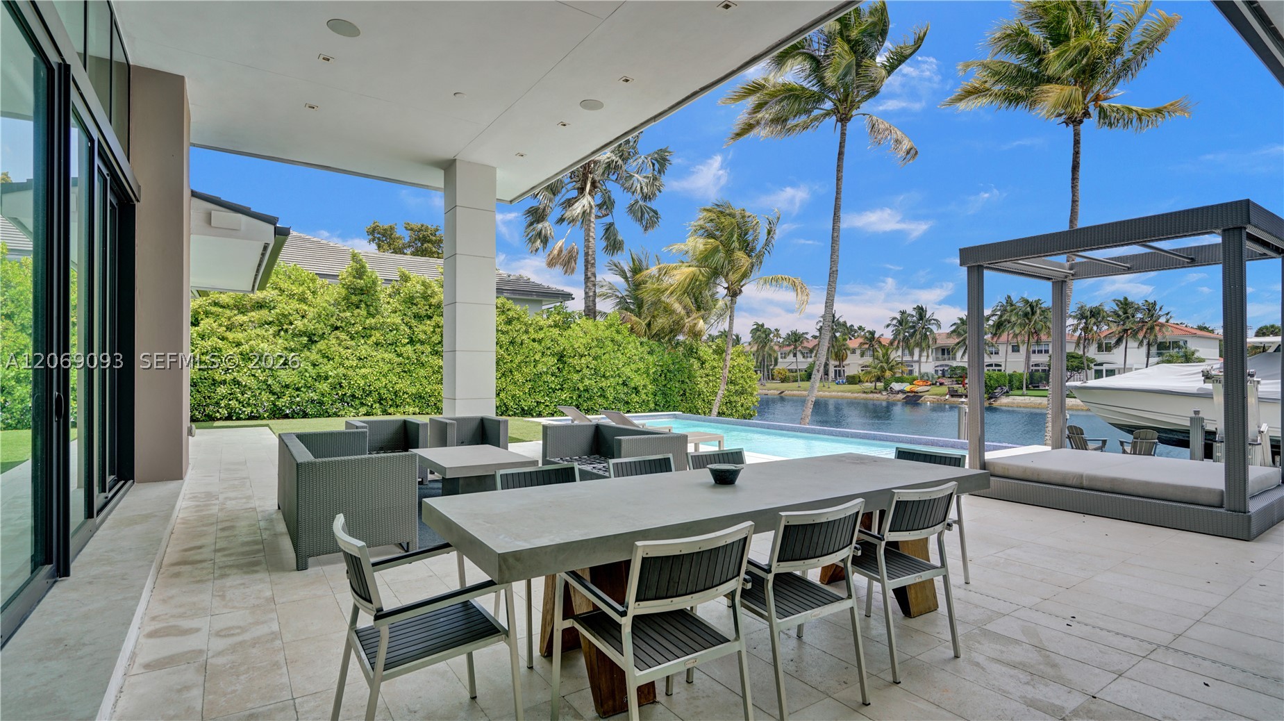 1651 Diplomat Pkwy, Hallandale Beach FL 33009