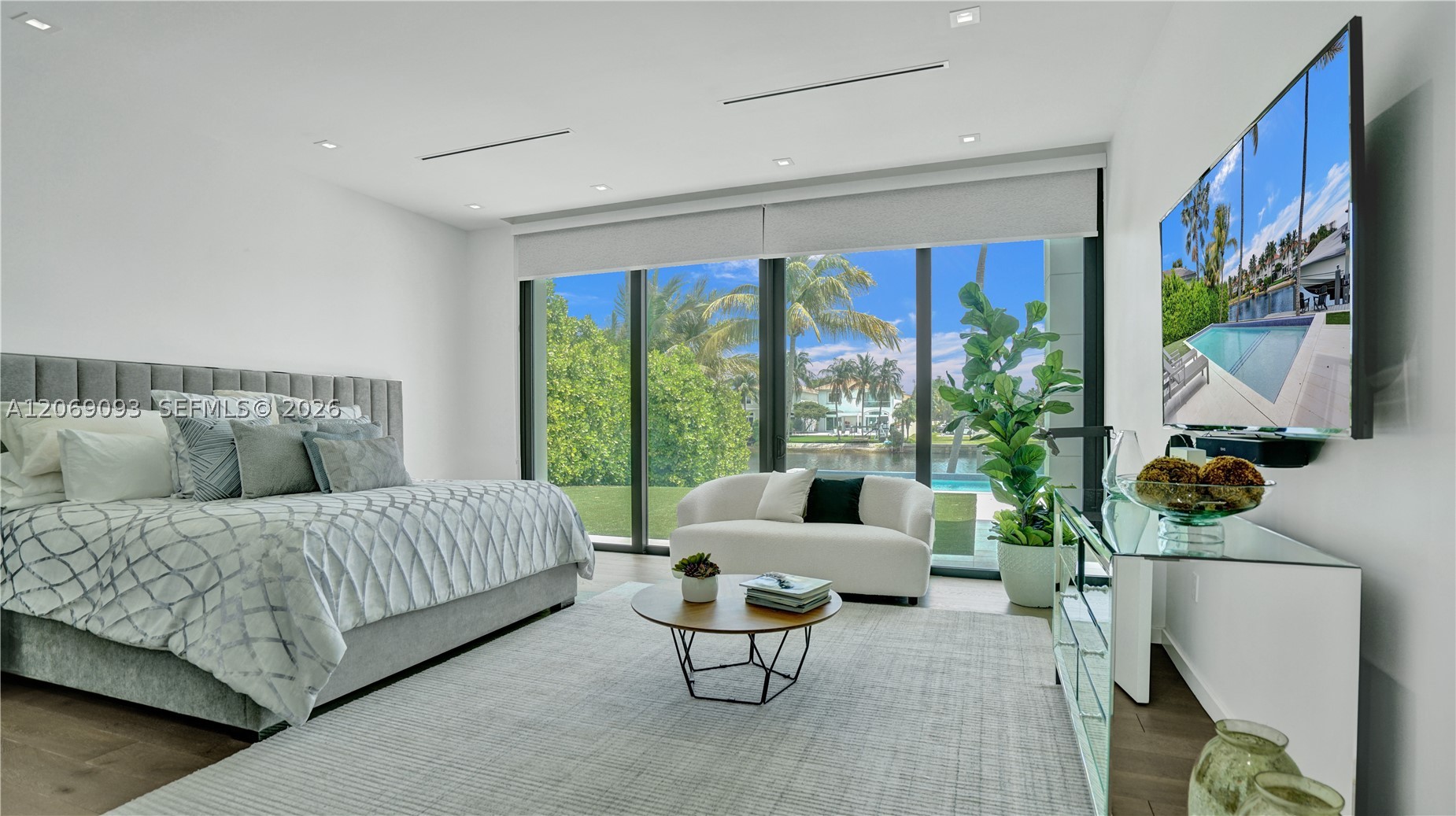 1651 Diplomat Pkwy, Hallandale Beach FL 33009
