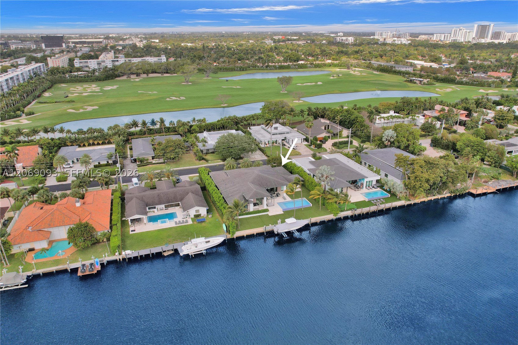 1651 Diplomat Pkwy, Hallandale Beach FL 33009