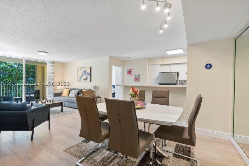 19999 E Country Club Dr #1206, Aventura FL 33180