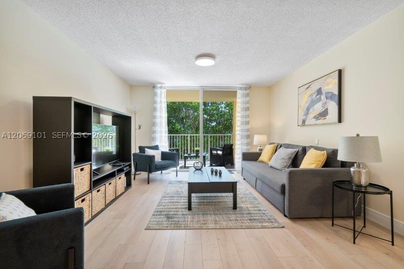 19999 E Country Club Dr #1206, Aventura FL 33180