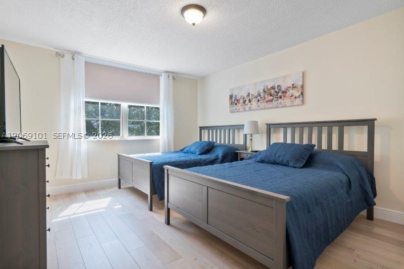 19999 E Country Club Dr #1206, Aventura FL 33180