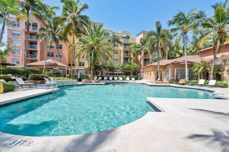 19999 E Country Club Dr #1206, Aventura FL 33180