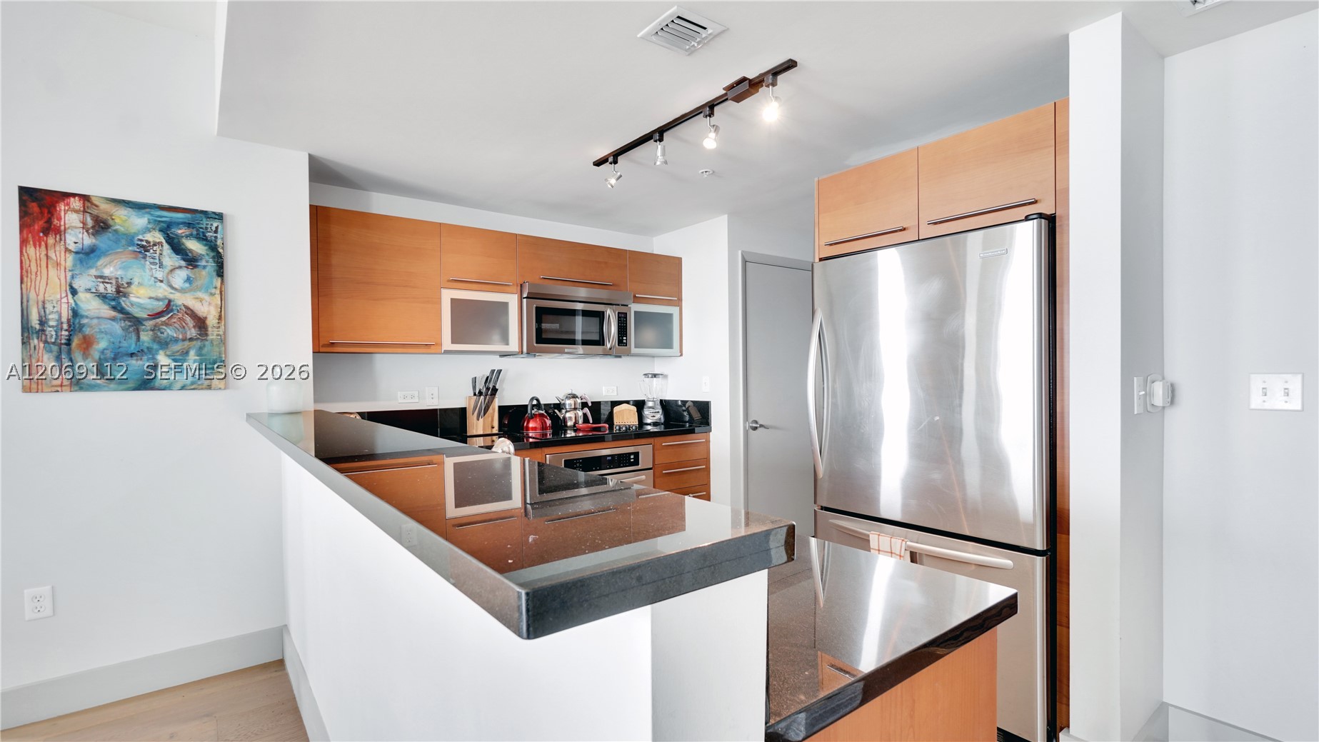 244 Biscayne Blvd #2109, Miami FL 33132