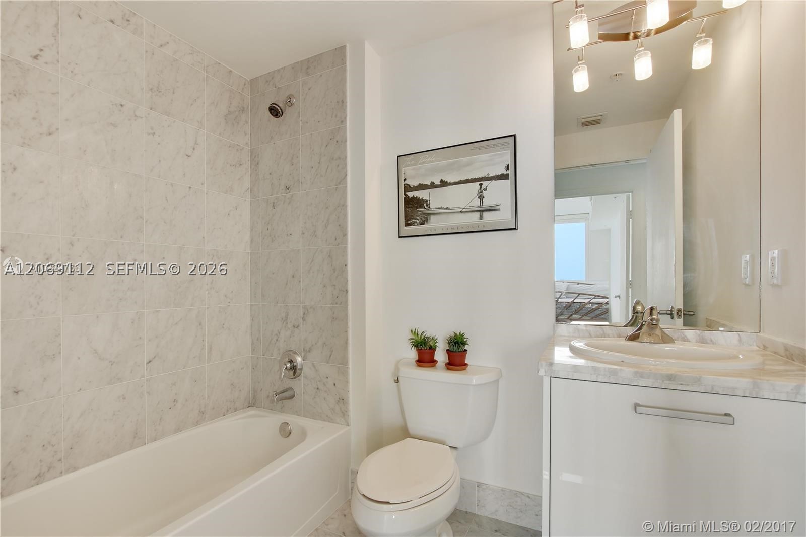 244 Biscayne Blvd #2109, Miami FL 33132
