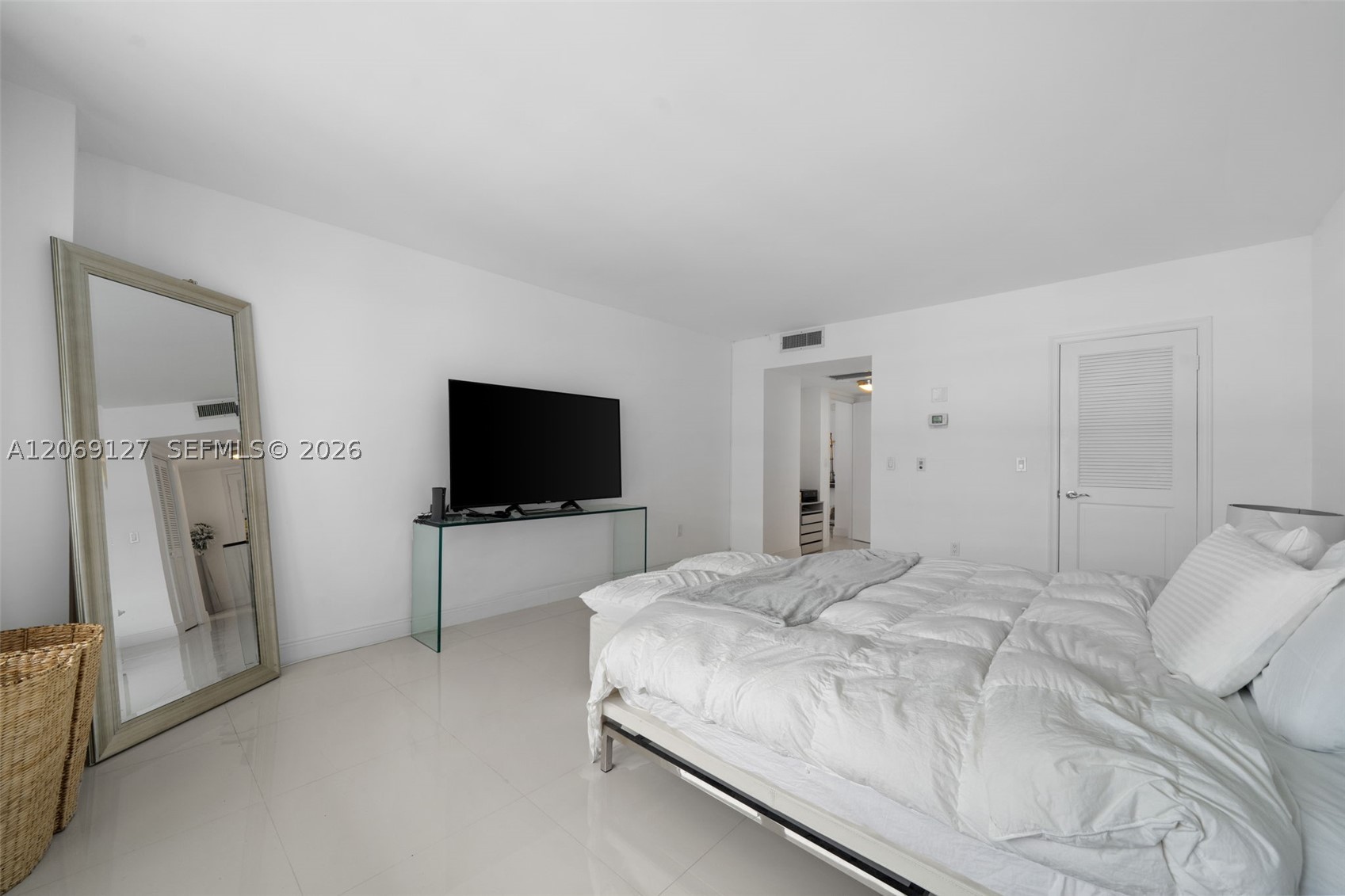 9801 Collins Ave #20V, Bal Harbour FL 33154