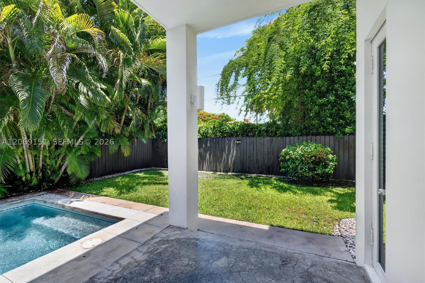 745 SW 22nd Rd, Miami FL 33129
