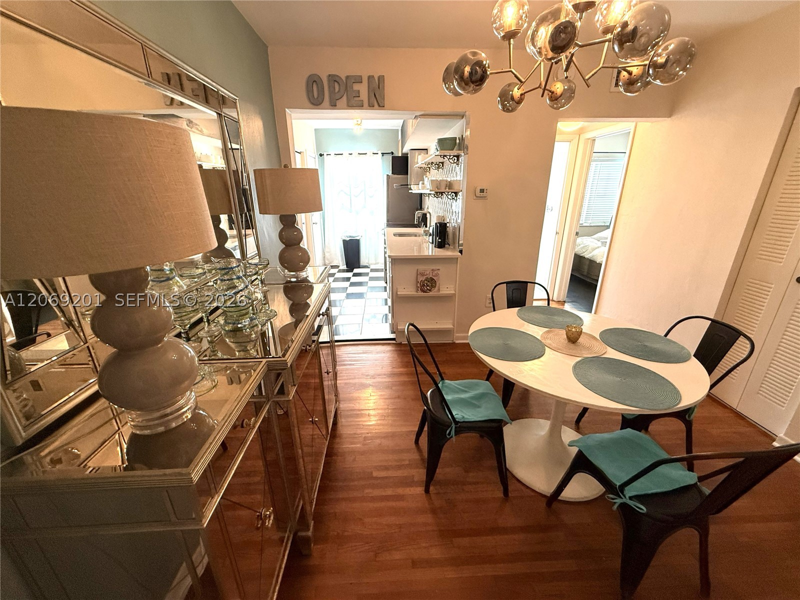 915 8th St #102, Miami Beach FL 33139