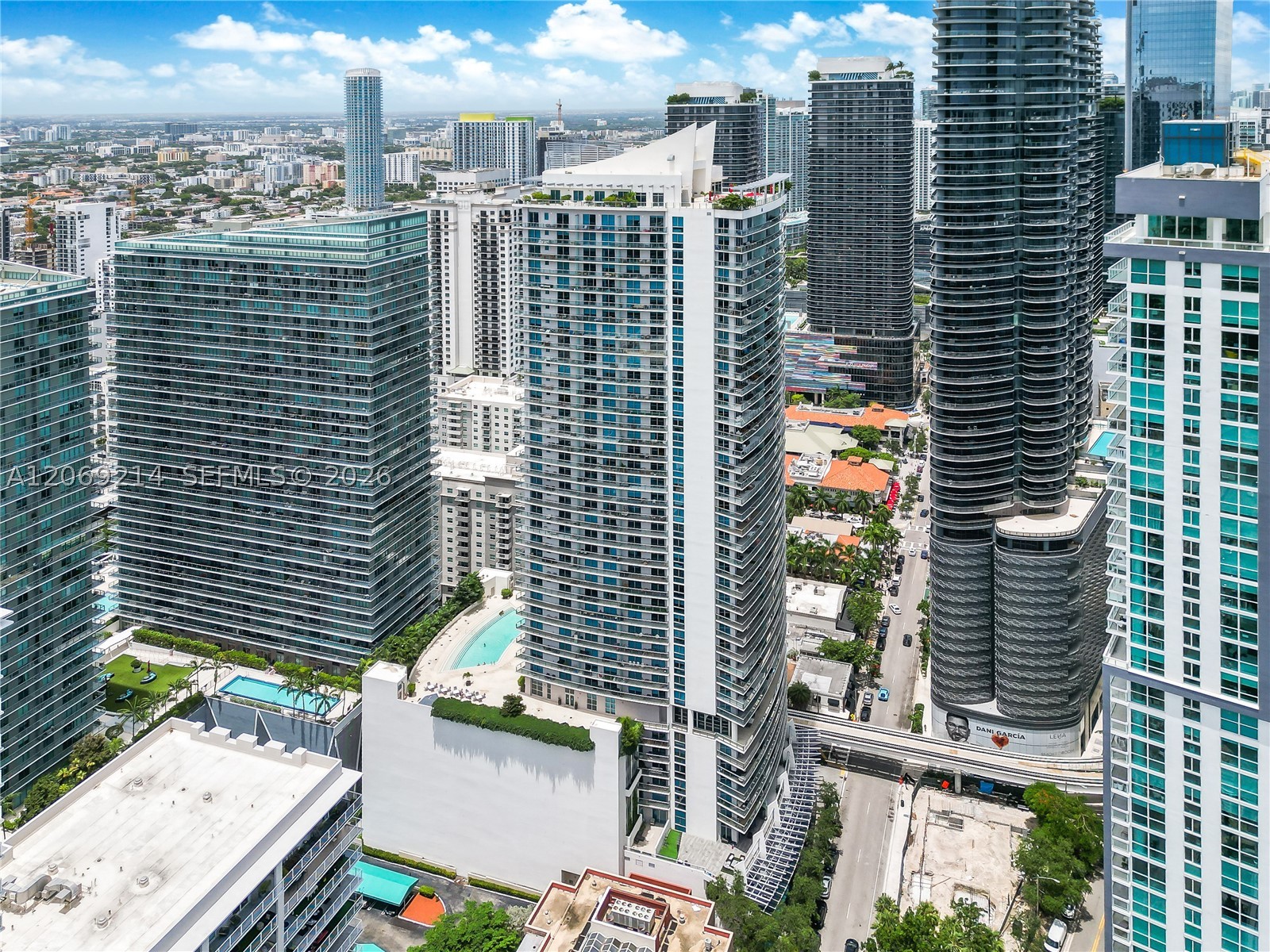 1100 S Miami Ave #1607, Miami FL 33130