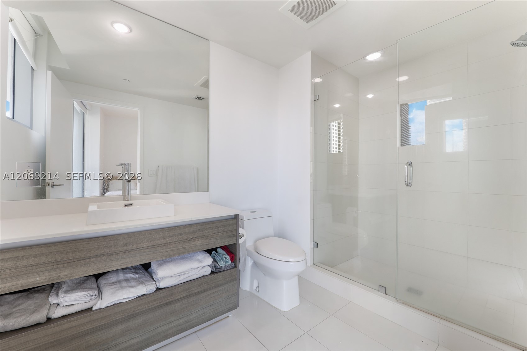 1100 S Miami Ave #1607, Miami FL 33130