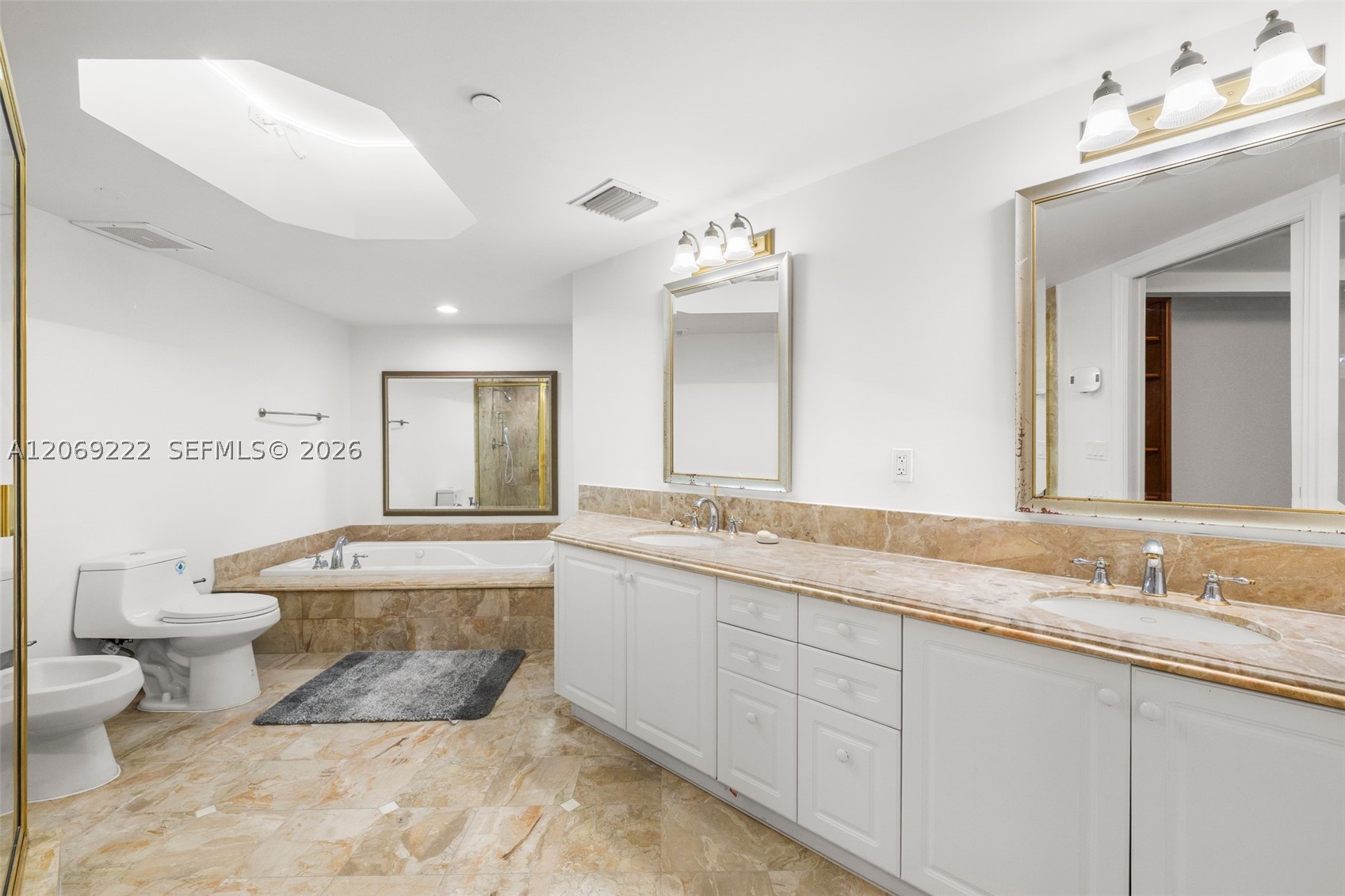 9559 Collins Ave #S9-D, Surfside FL 33154