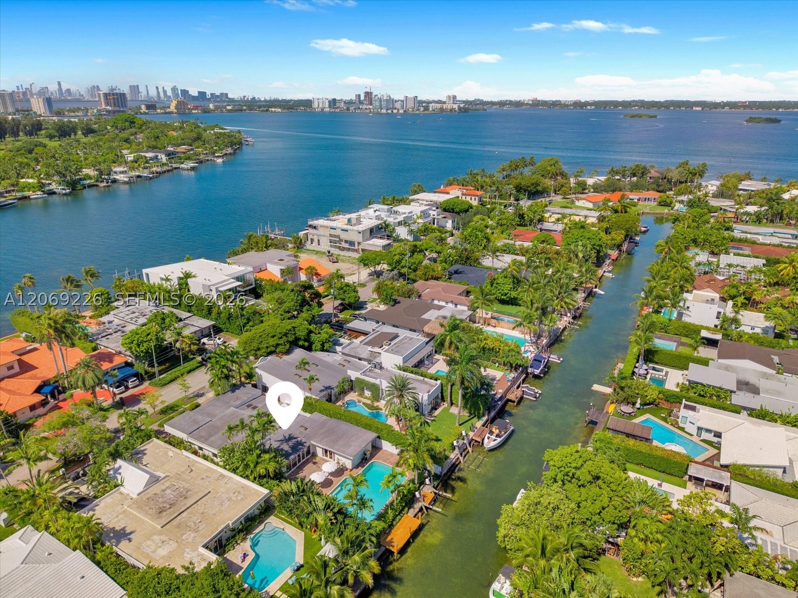 1777 Daytonia Rd, Miami Beach FL 33141