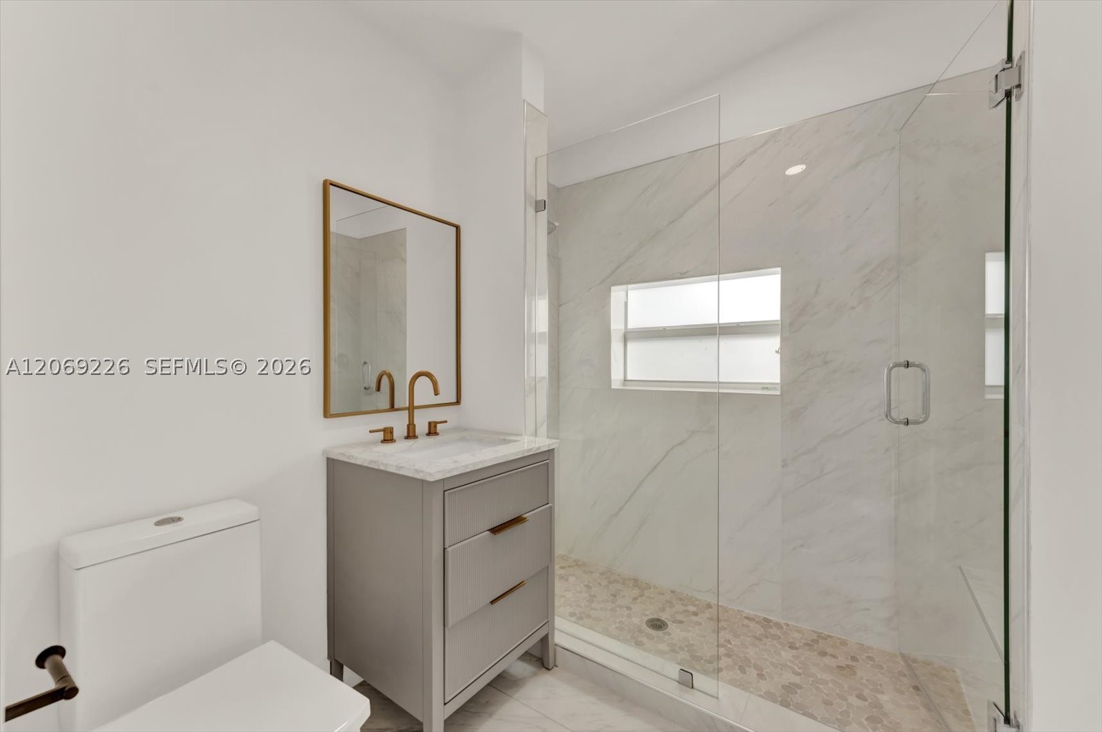 1777 Daytonia Rd, Miami Beach FL 33141