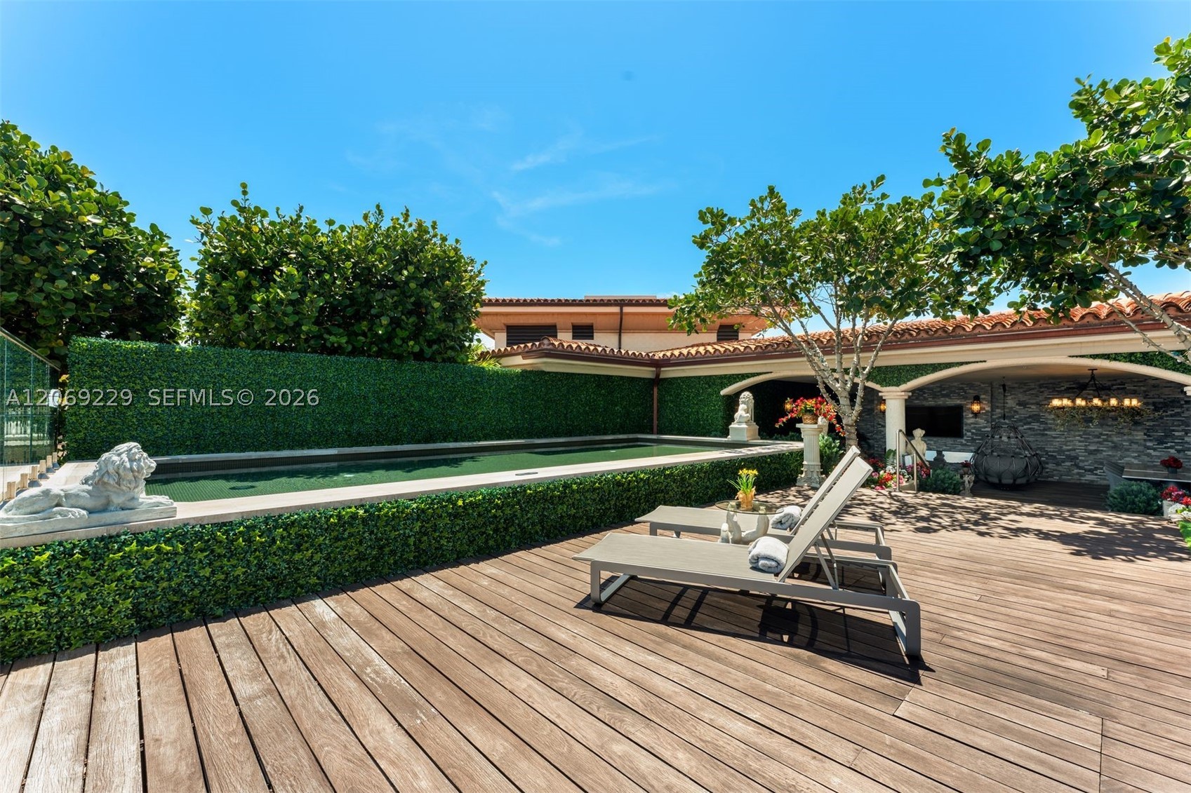 6893 Fisher Island Dr 6893 Lphcenter #6893, Miami Beach FL 33109