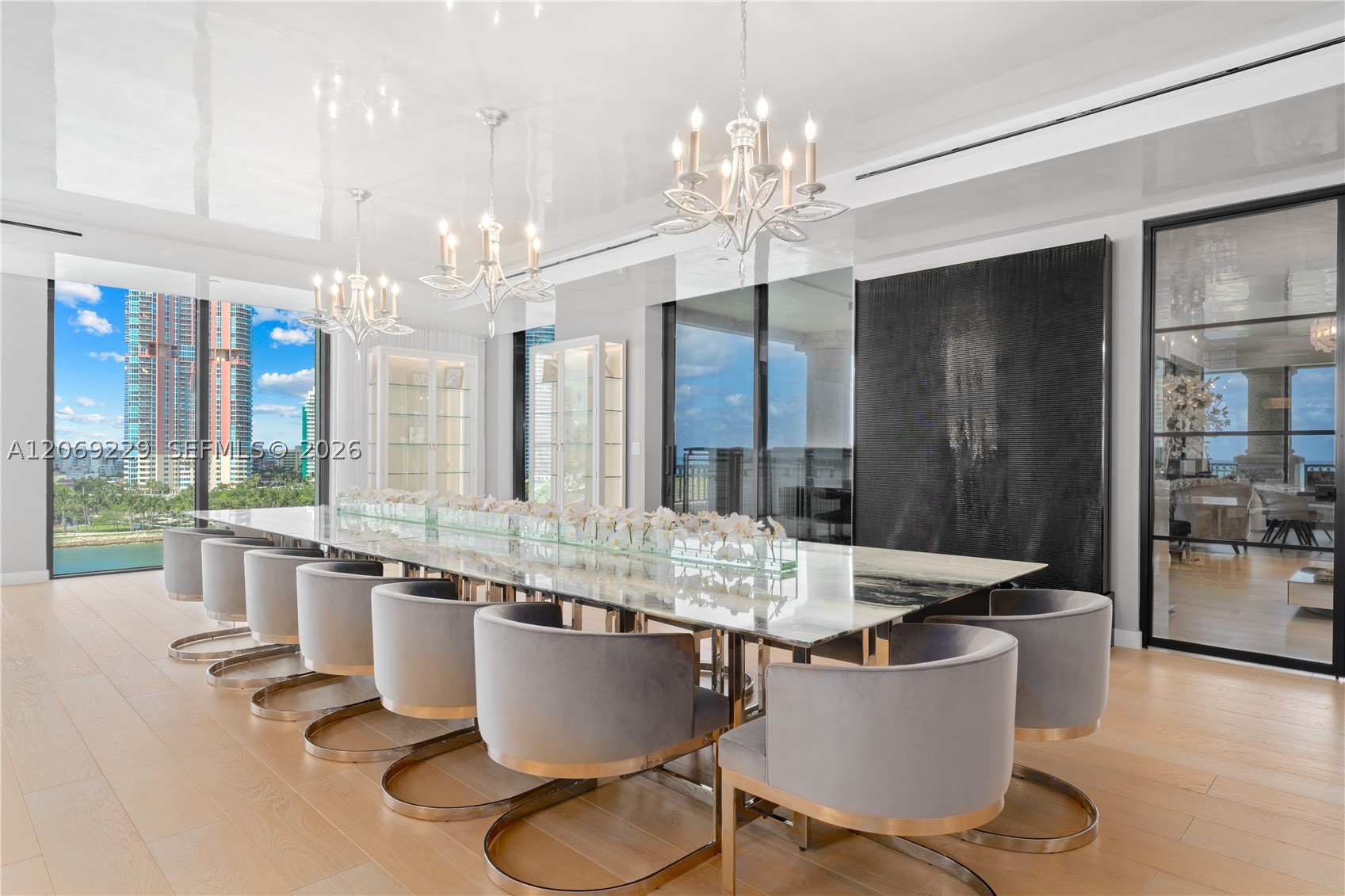 6893 Fisher Island Dr 6893 Lphcenter #6893, Miami Beach FL 33109
