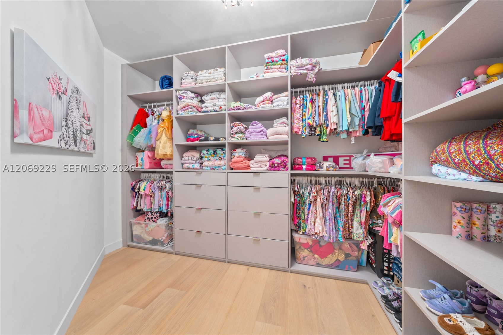 6893 Fisher Island Dr 6893 Lphcenter #6893, Miami Beach FL 33109