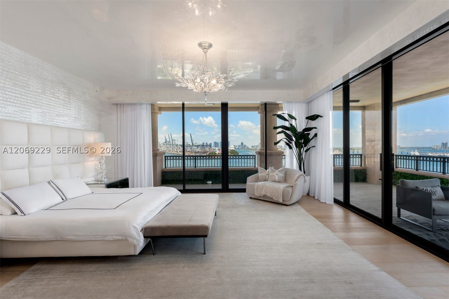6893 Fisher Island Dr 6893 Lphcenter #6893, Miami Beach FL 33109