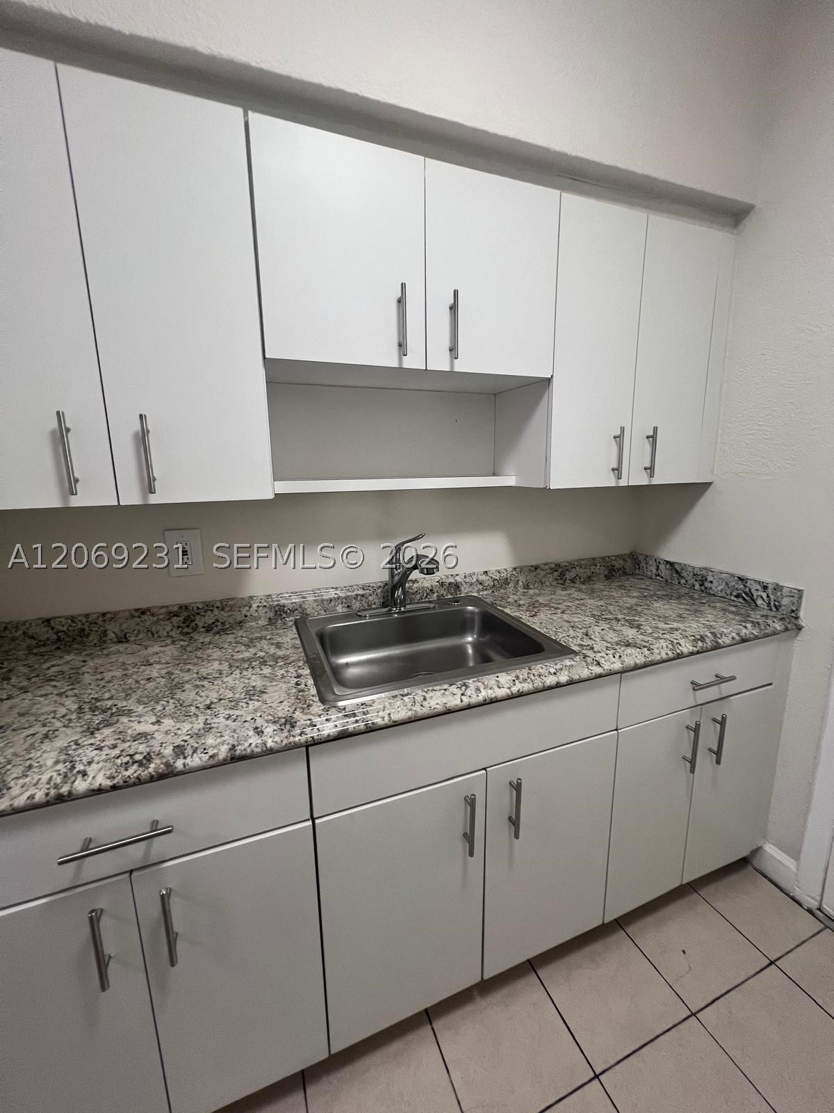 8271 Crespi Blvd #5, Miami Beach FL 33141