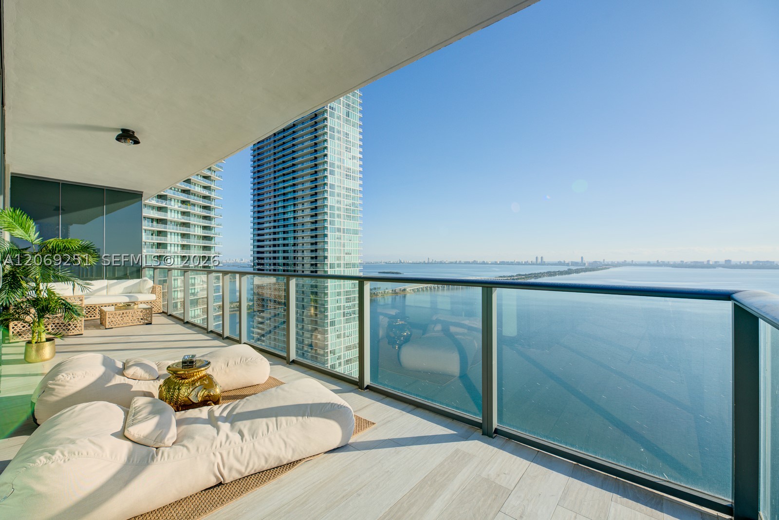 480 NE 31 ST #2601, Miami FL 33137