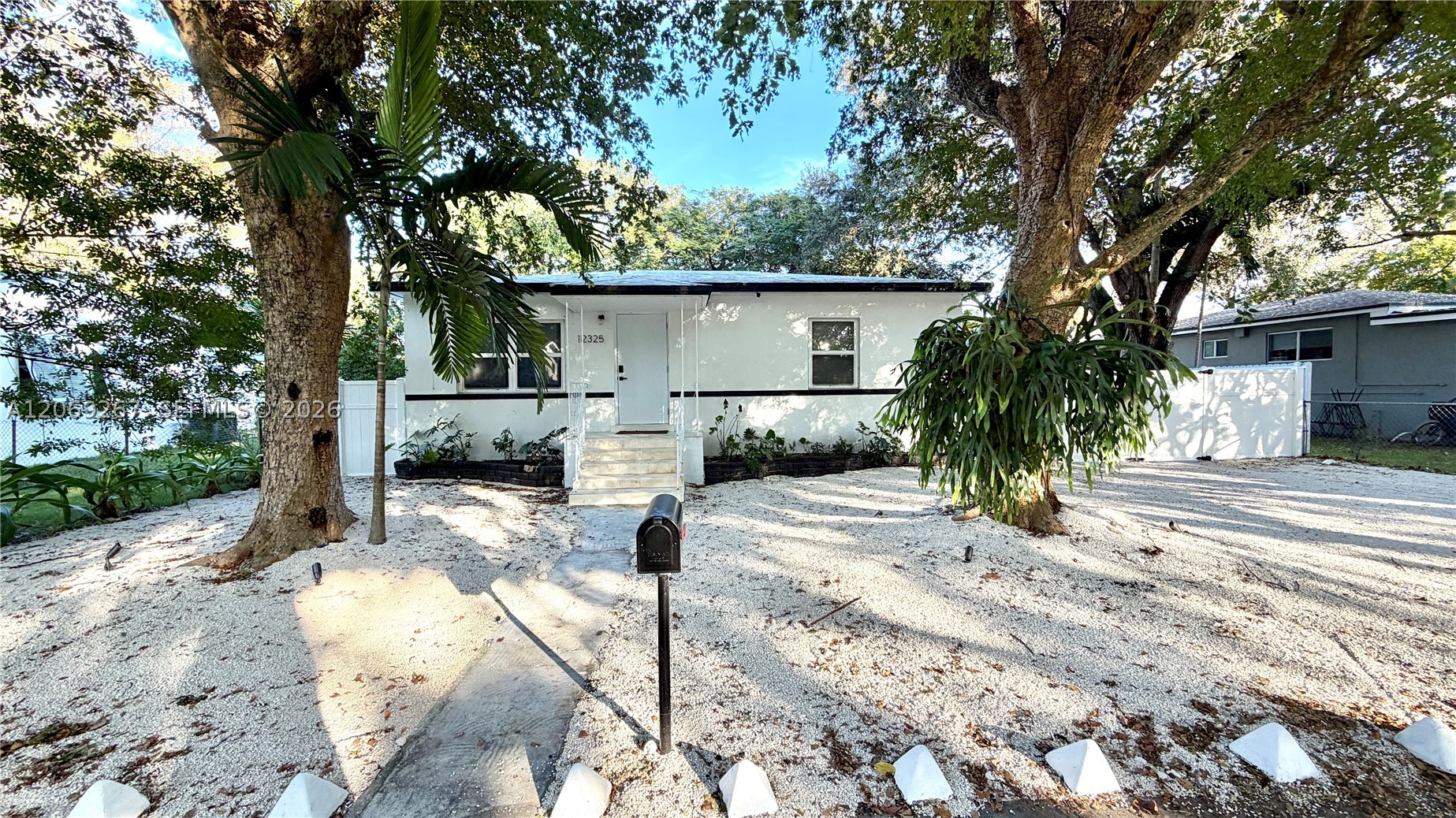 12325 NE 11th Pl, North Miami FL 33161