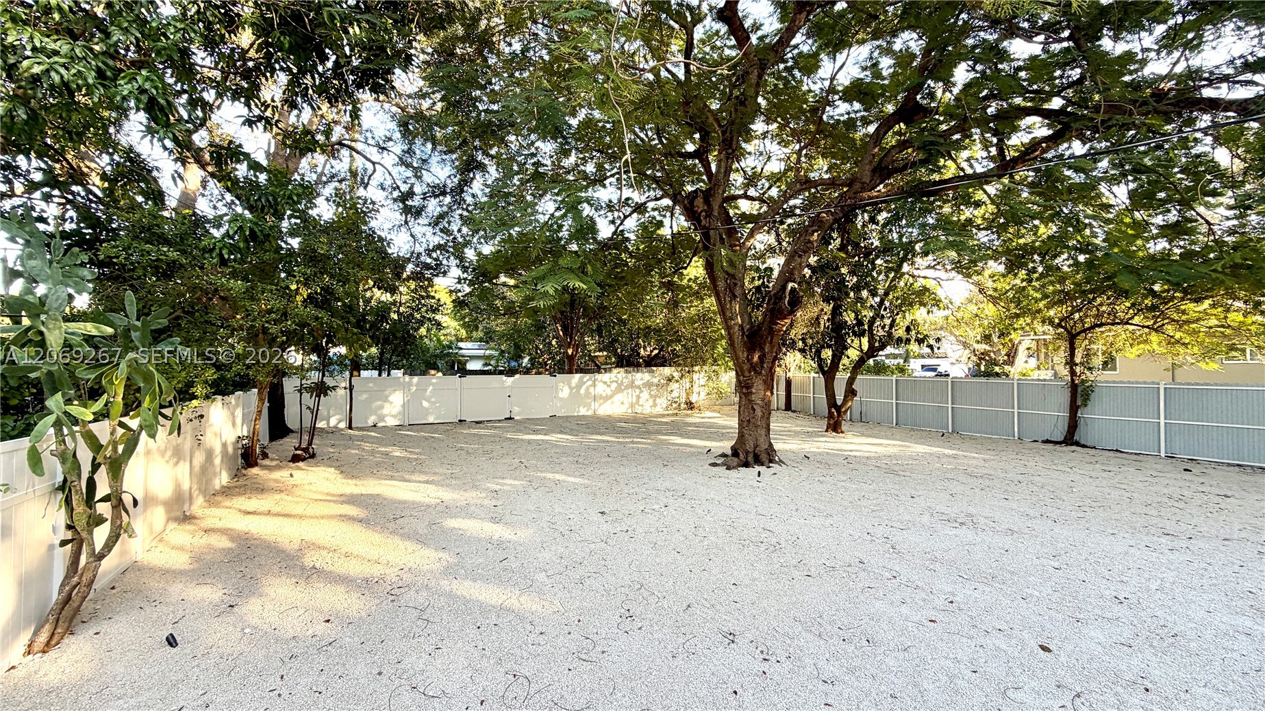 12325 NE 11th Pl, North Miami FL 33161