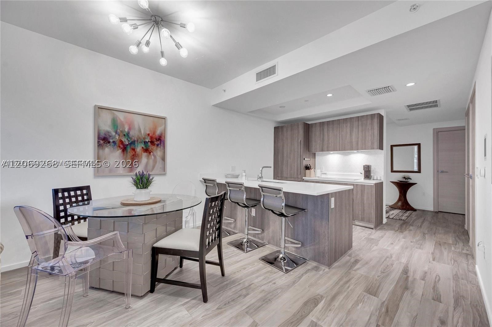 801 S Miami Ave #2006, Miami FL 33130