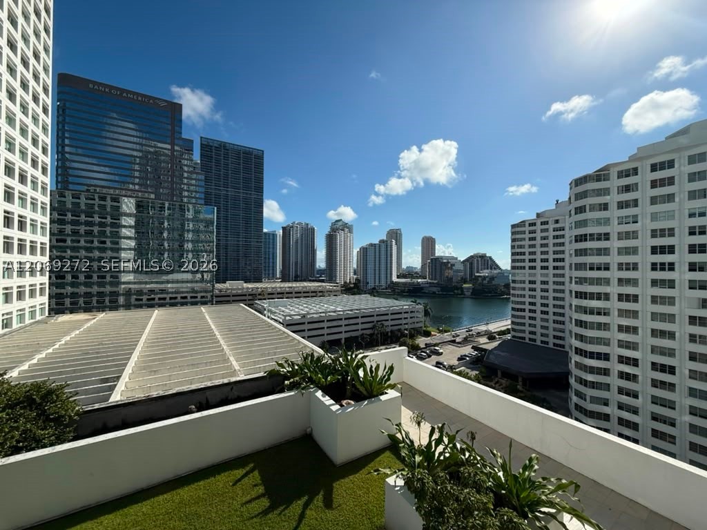 950 Brickell Bay Dr #1108, Miami FL 33131