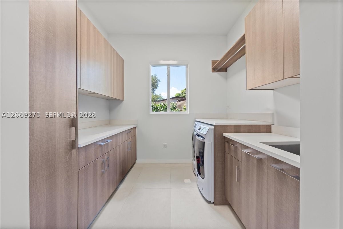 9025 SW 114th St, Miami FL 33176