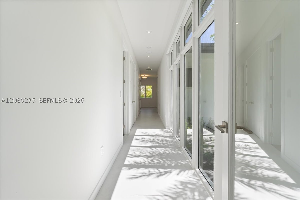 9025 SW 114th St, Miami FL 33176