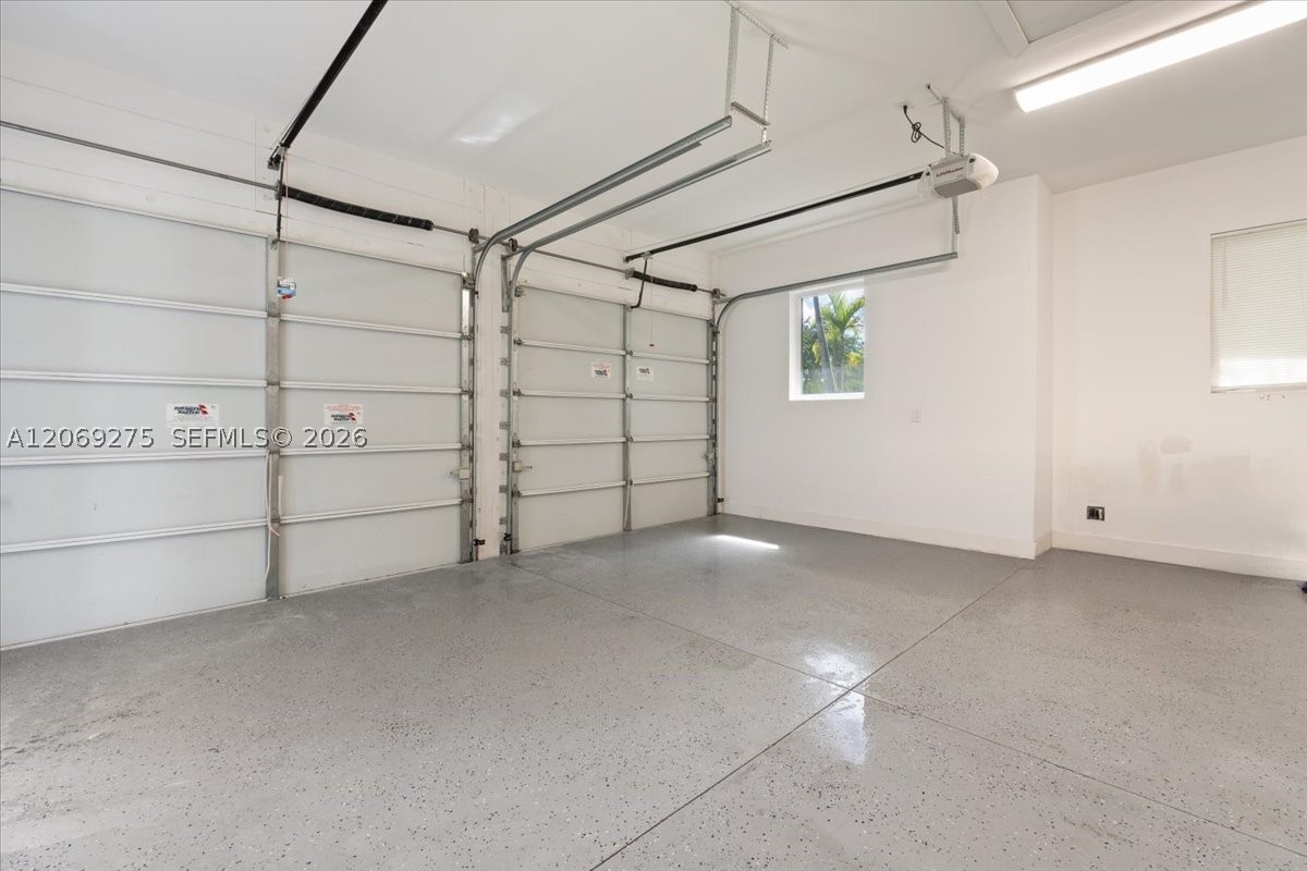 9025 SW 114th St, Miami FL 33176