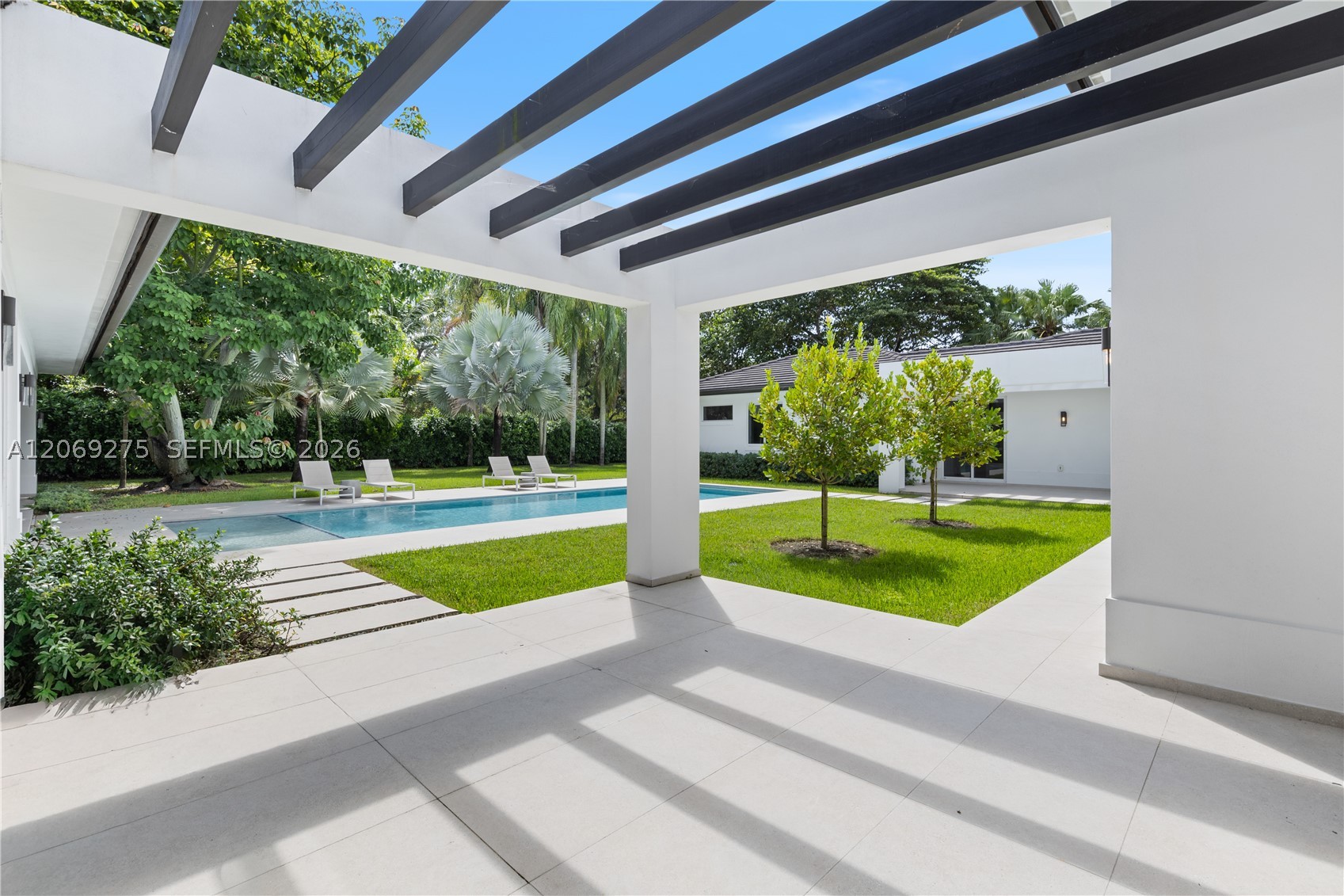 9025 SW 114th St, Miami FL 33176