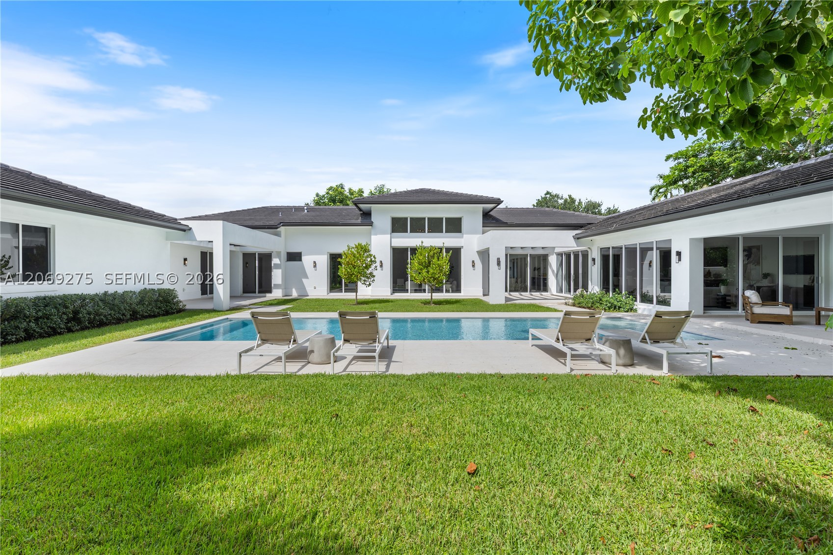 9025 SW 114th St, Miami FL 33176
