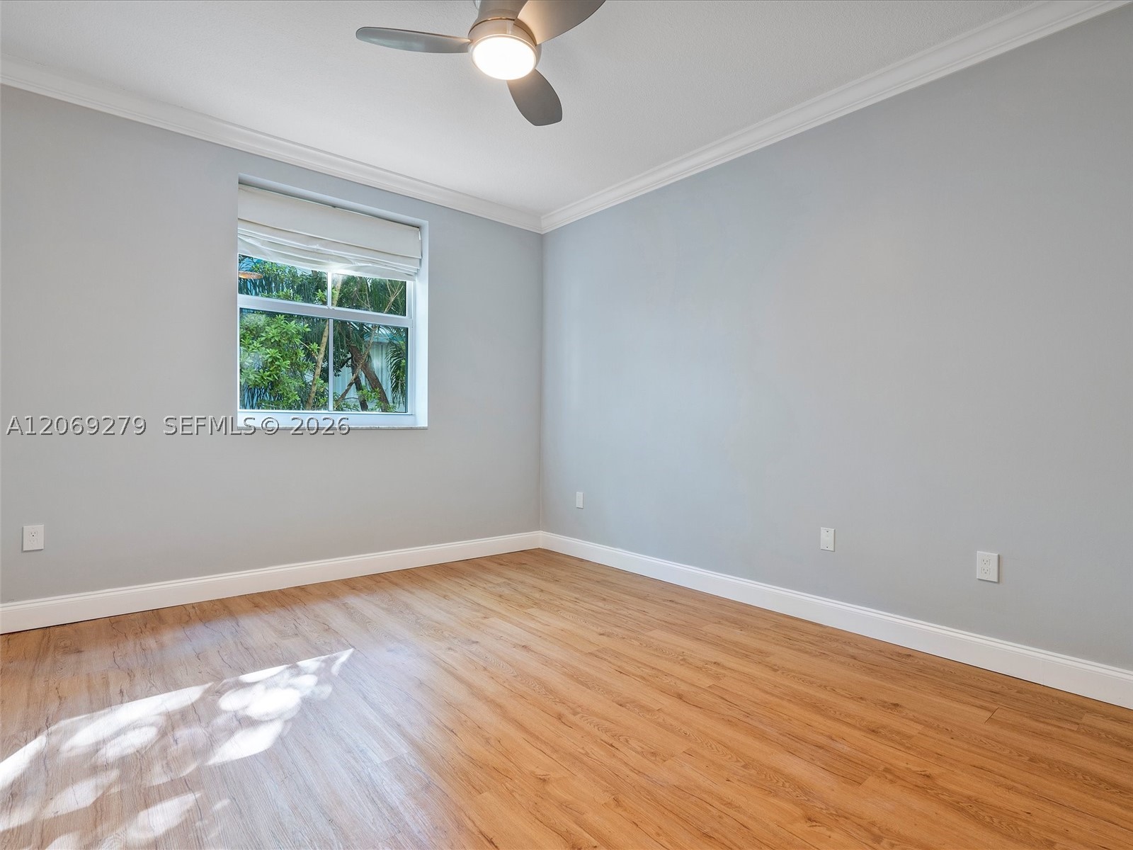 9172 Collins Ave #216, Surfside FL 33154