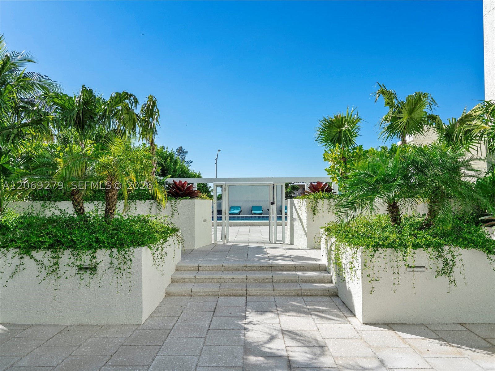 9172 Collins Ave #216, Surfside FL 33154