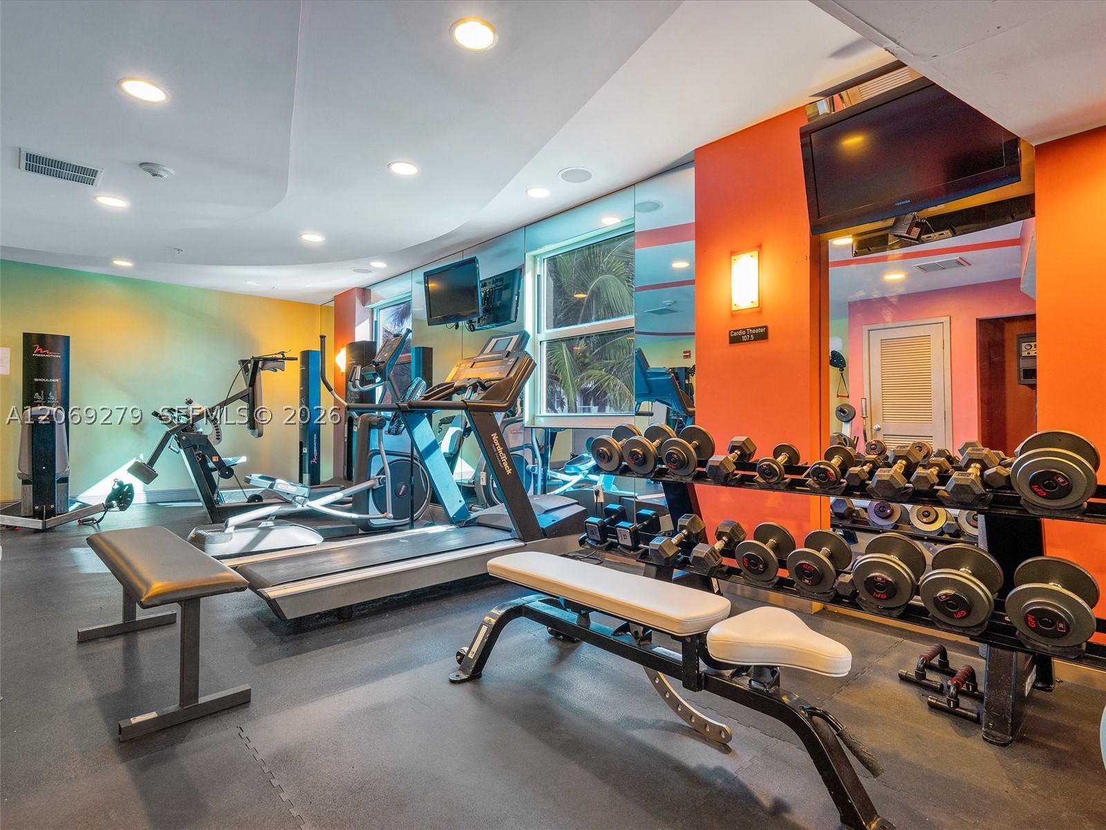 9172 Collins Ave #216, Surfside FL 33154