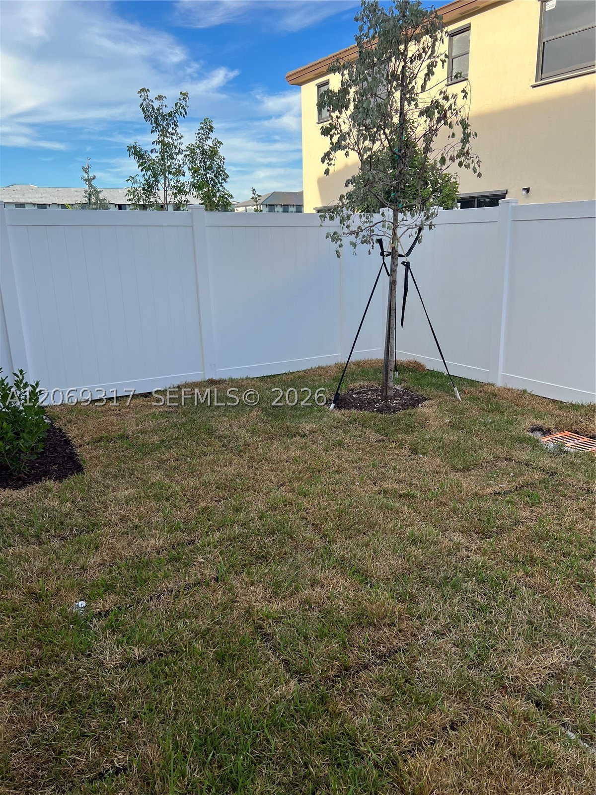 11447 W 34th Ct, Hialeah FL 33018